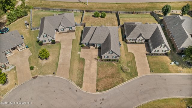 3510 Champion Hills Drive, Southaven, MS 38672