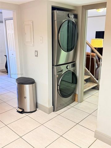 6621 SW 116th Pl A2, Miami, FL 33173