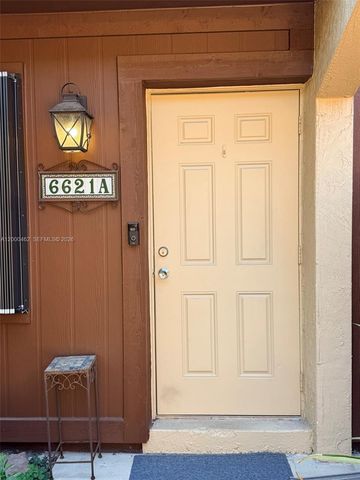 6621 SW 116th Pl A2, Miami, FL 33173