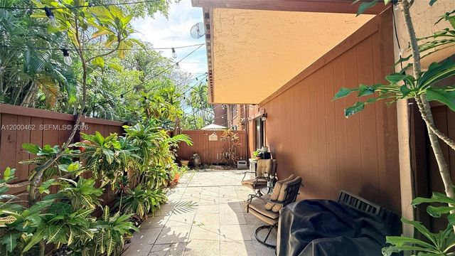 6621 SW 116th Pl A2, Miami, FL 33173