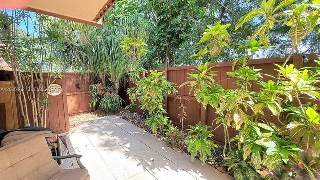 6621 SW 116th Pl A2, Miami, FL 33173