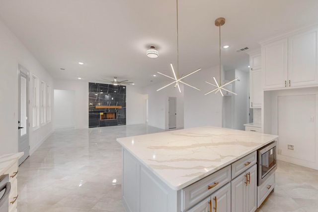 3533 County Road 1092, Celeste, TX 75423