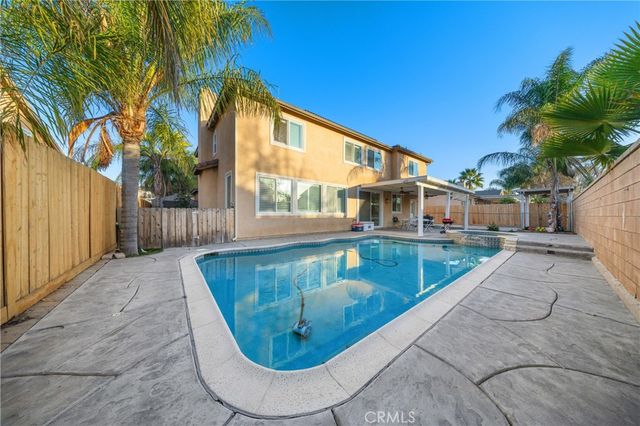 29851 Fox Creek, Menifee, CA 92586