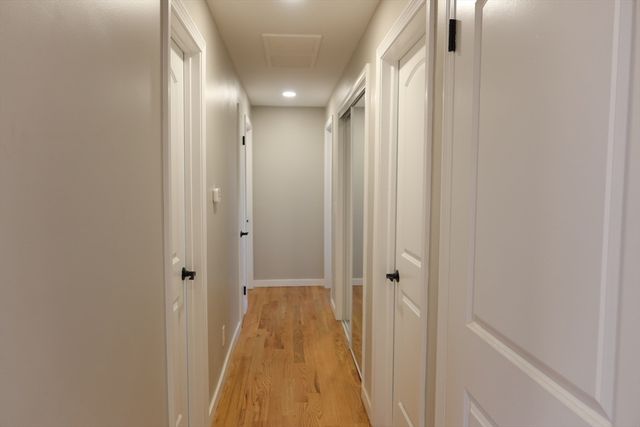 105 Overlook Dr, Springfield, MA 01118