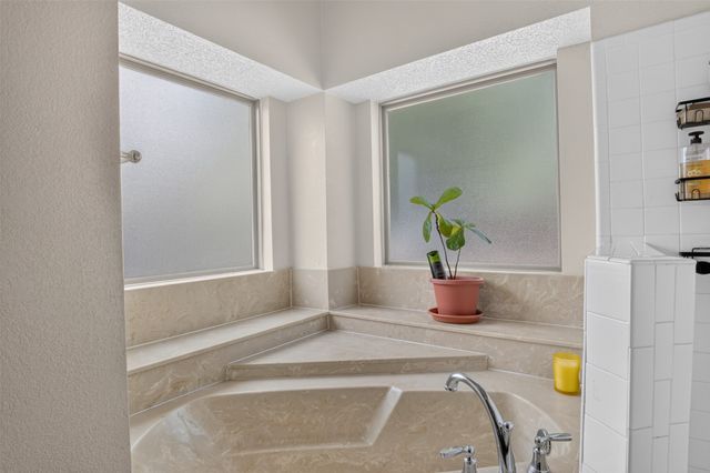 3651 Stresa Lane, Grand Prairie, TX 75052