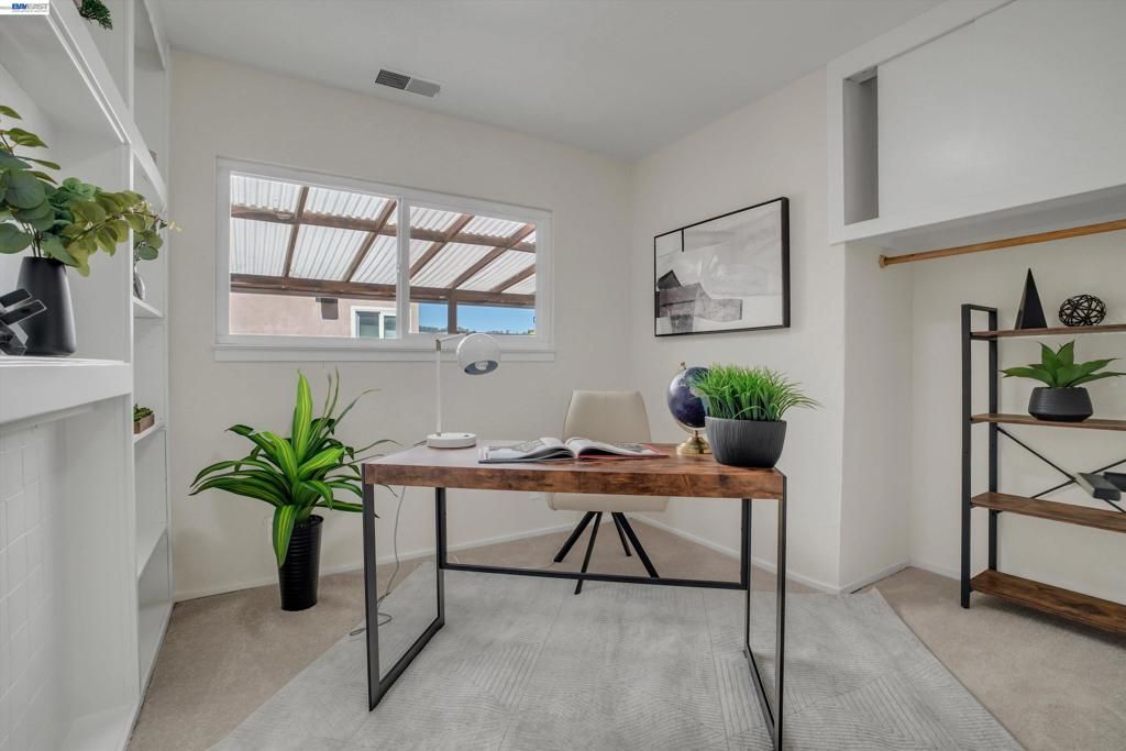 Image 21 of property listing at 16188 Yale Ave, San Lorenzo, CA 94580