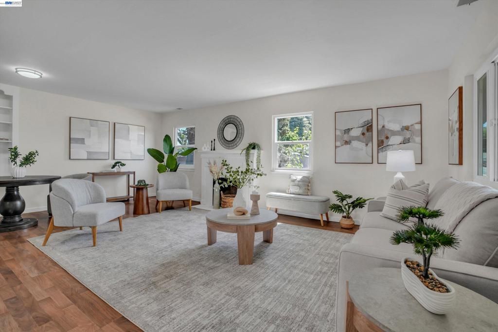 Image 8 of property listing at 16188 Yale Ave, San Lorenzo, CA 94580