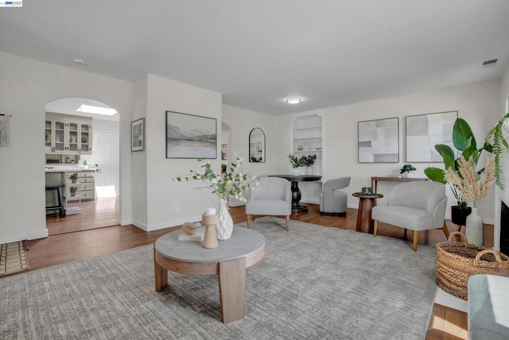 Image 9 of property listing at 16188 Yale Ave, San Lorenzo, CA 94580