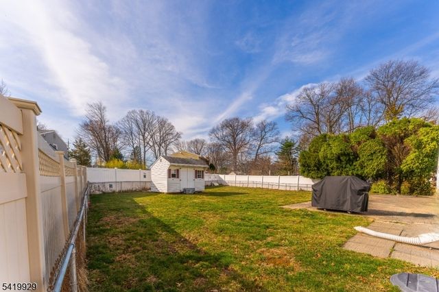 4 Estok Rd, Edison Twp., NJ 08817