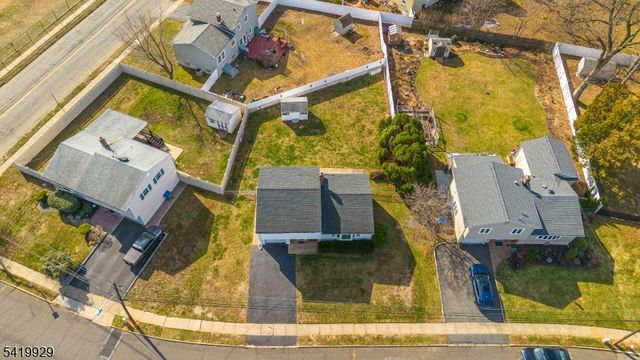 4 Estok Rd, Edison Twp., NJ 08817