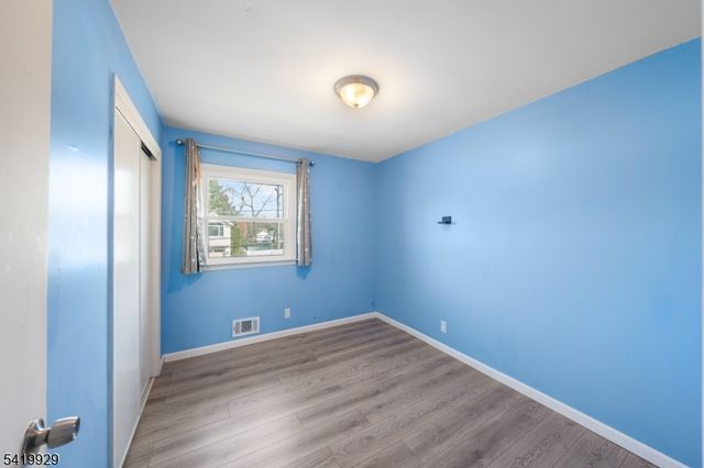 4 Estok Rd, Edison Twp., NJ 08817