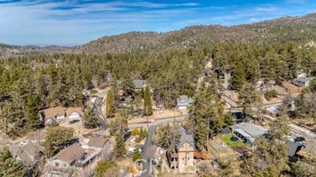 32455 Scandia, Running Springs, CA 92382