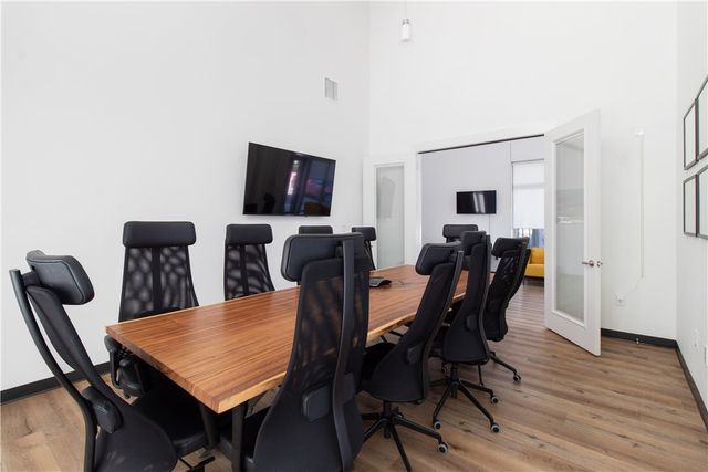 4438 SH 6 S 401 & 402, College Station, TX 77845