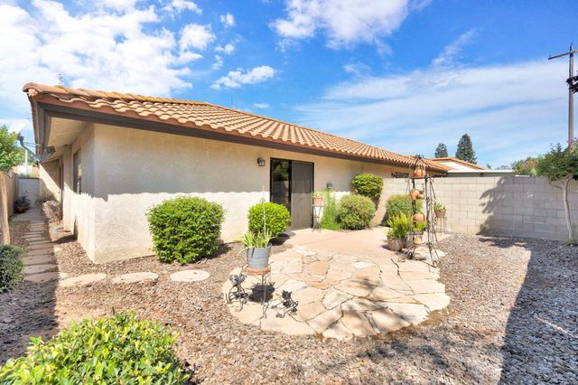 917 Valley Way, Madera, CA 93637