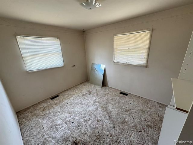 47166 Roland Street, Shelby Twp, MI 48317