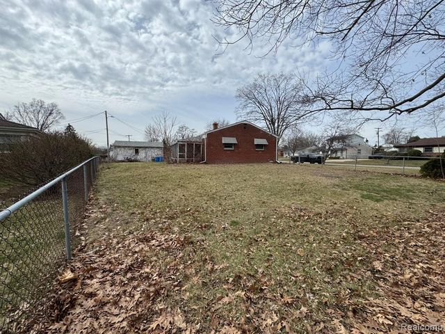 47166 Roland Street, Shelby Twp, MI 48317