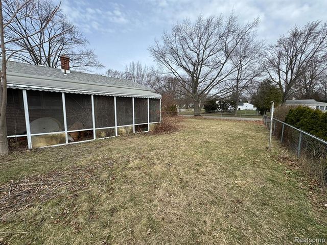 47166 Roland Street, Shelby Twp, MI 48317