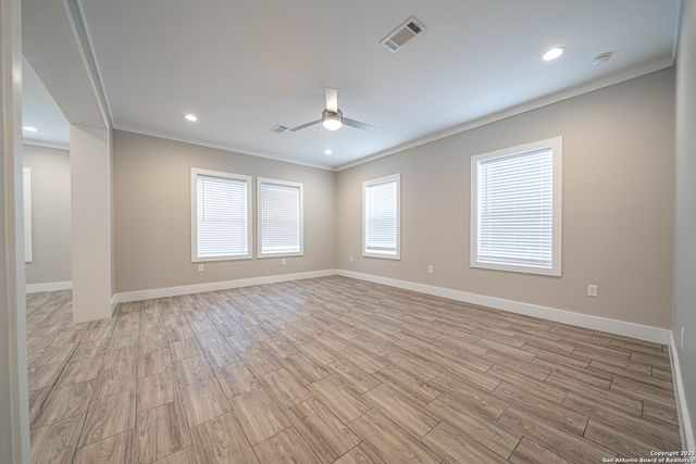 1420 Burleson, San Antonio, TX 78202