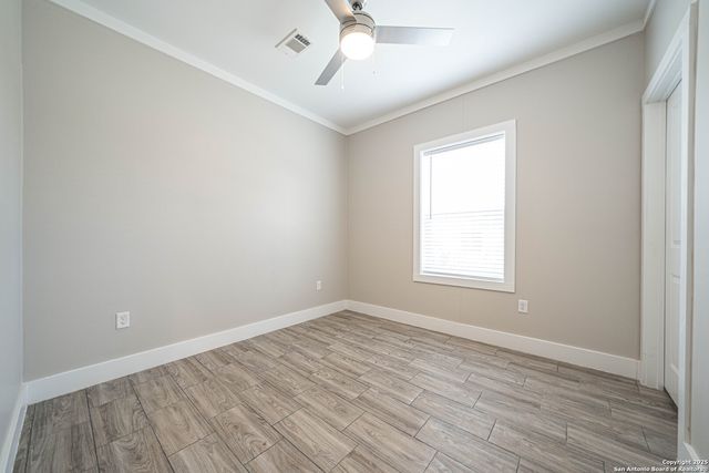 1420 Burleson, San Antonio, TX 78202