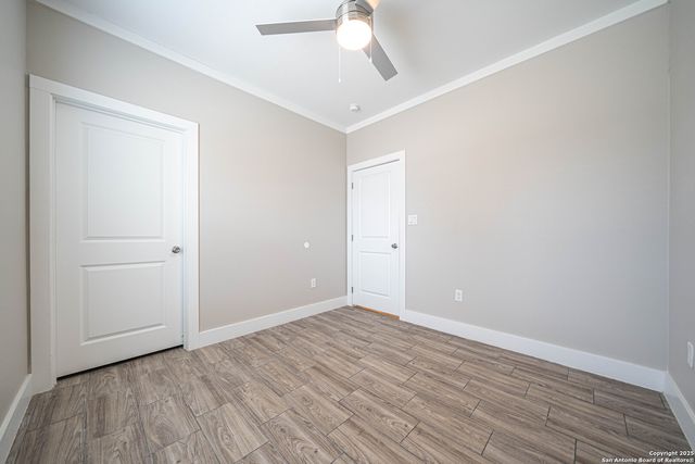 1420 Burleson, San Antonio, TX 78202