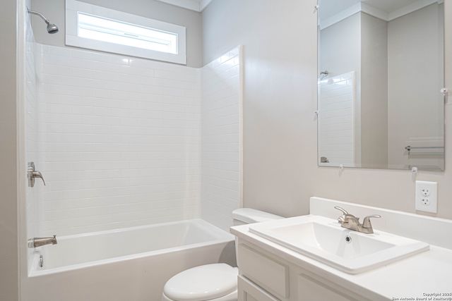 1420 Burleson, San Antonio, TX 78202