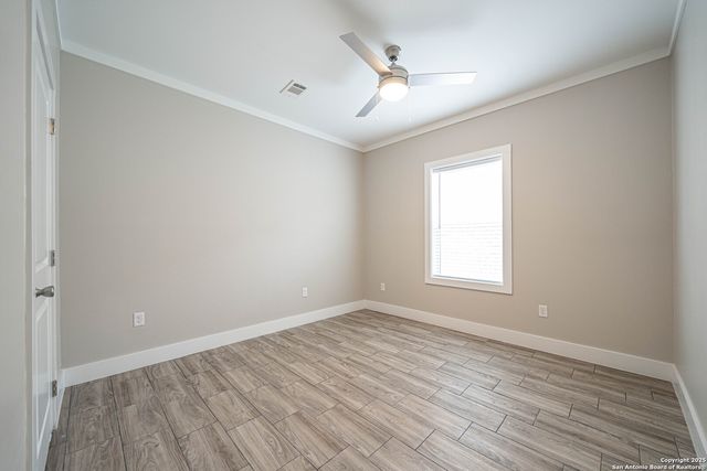 1420 Burleson, San Antonio, TX 78202