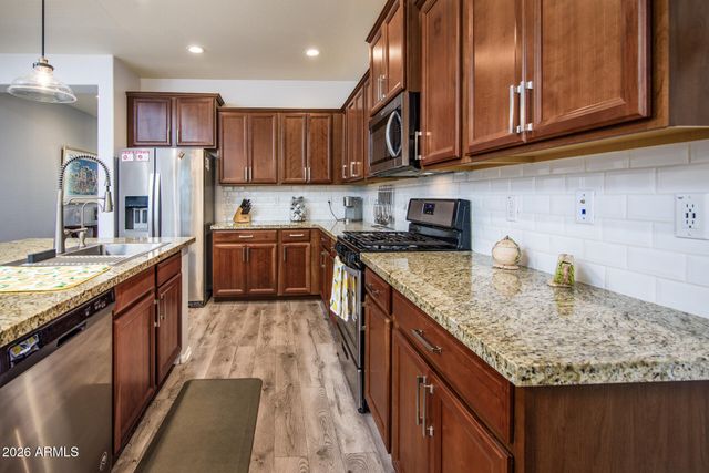 21059 N EVERGREEN Drive, Maricopa, AZ 85138