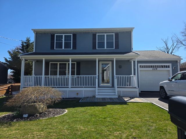 229 Concord Street, Fall River, MA 02723