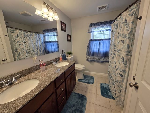 229 Concord Street, Fall River, MA 02723