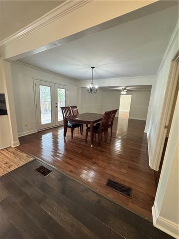 2992 Villa Esta Drive, Atlanta, GA 30341
