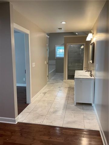 2992 Villa Esta Drive, Atlanta, GA 30341