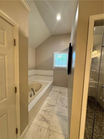 2992 Villa Esta Drive, Atlanta, GA 30341