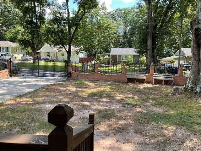2992 Villa Esta Drive, Atlanta, GA 30341