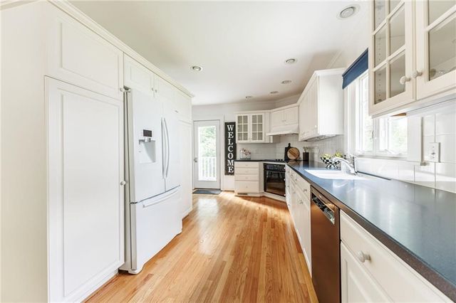 11 Maple Street, Pittsford, NY 14534