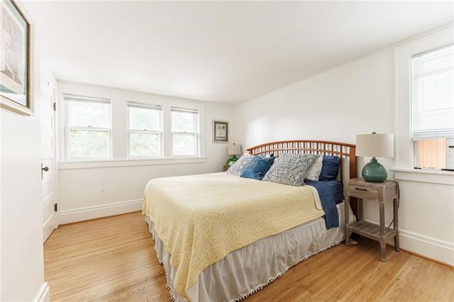 11 Maple Street, Pittsford, NY 14534