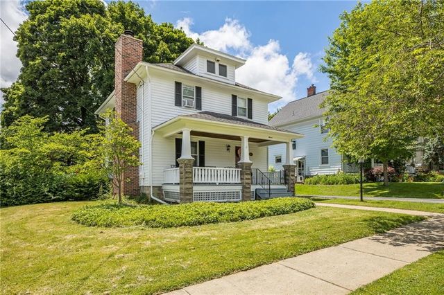 11 Maple Street, Pittsford, NY 14534