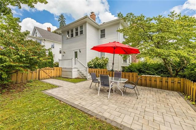 11 Maple Street, Pittsford, NY 14534