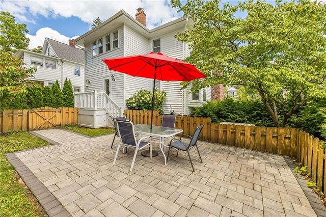 11 Maple Street, Pittsford, NY 14534