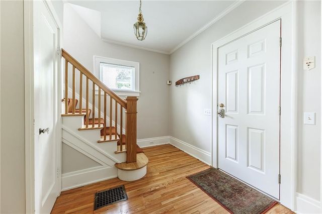 11 Maple Street, Pittsford, NY 14534