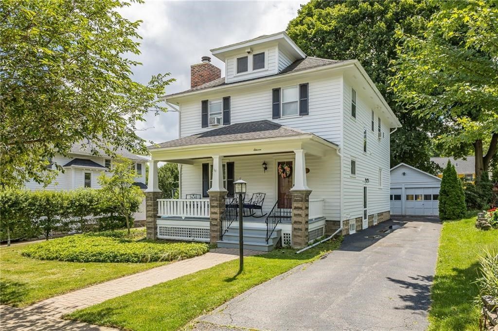 11 Maple Street, Pittsford, NY 14534
