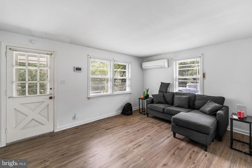 Image 11 of property listing at 168 BLACKSNAKE RD, Elkton, MD 21921
