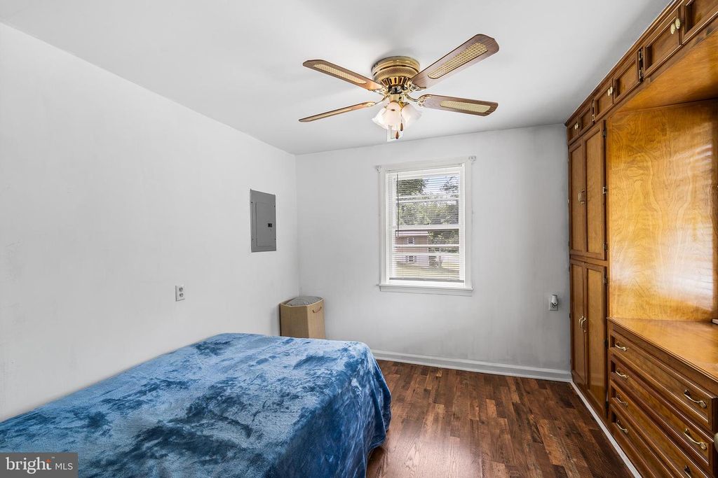 Image 9 of property listing at 168 BLACKSNAKE RD, Elkton, MD 21921