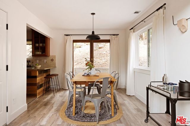 320 Pioneer Road, Lake Arrowhead, CA 92352