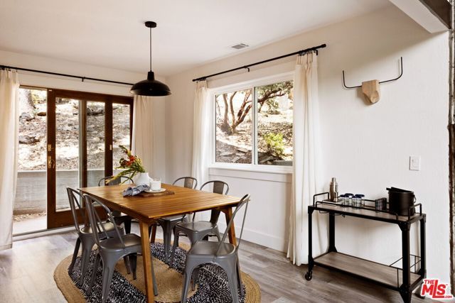 320 Pioneer Road, Lake Arrowhead, CA 92352