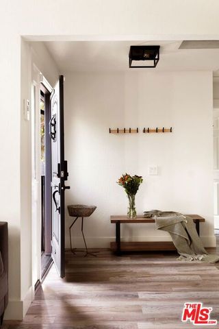 320 Pioneer Road, Lake Arrowhead, CA 92352