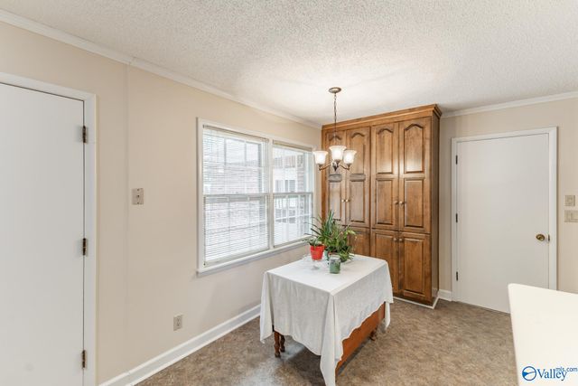 8130 Hillside Lane, Huntsville, AL 35802
