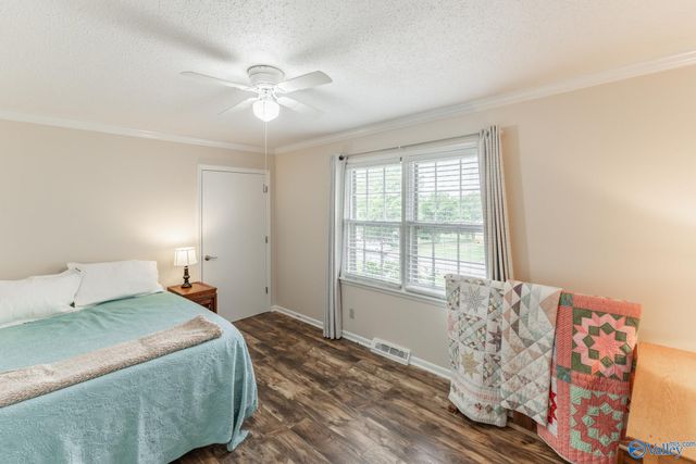8130 Hillside Lane, Huntsville, AL 35802