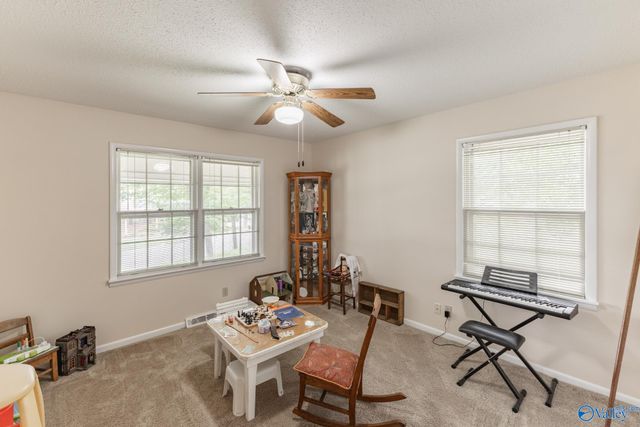 8130 Hillside Lane, Huntsville, AL 35802