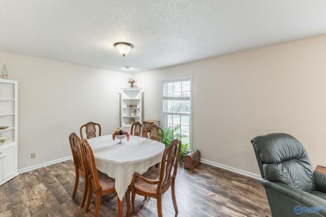 8130 Hillside Lane, Huntsville, AL 35802