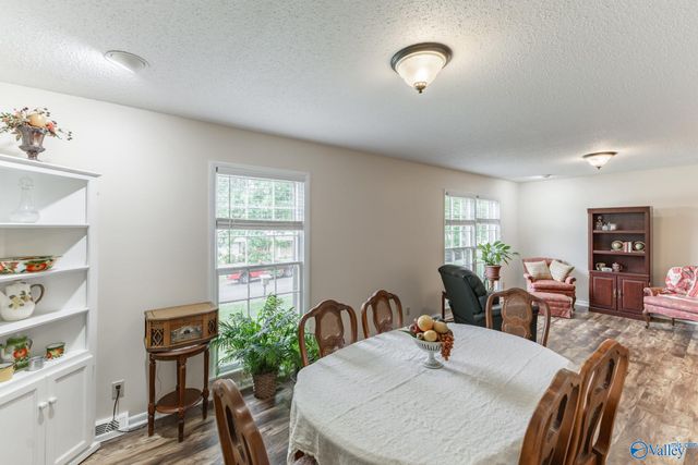 8130 Hillside Lane, Huntsville, AL 35802